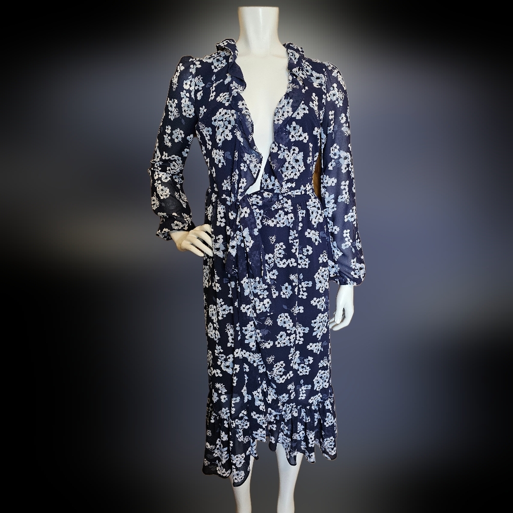 💛 22. Michael Michael Kors Size XS Blue Floral Wrap